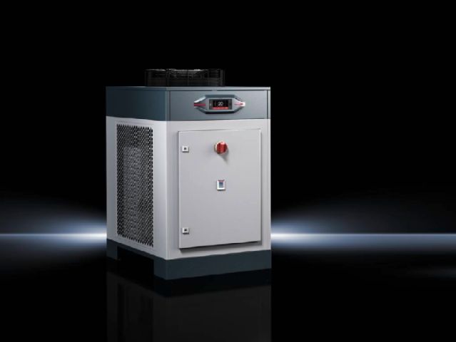 Chillers Blue e Total cooling output 11 - 25 kW
