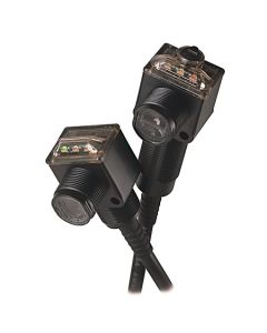 PHOTOSWITCH Photoelectric Sensor, RightSight, Standard Diffuse, Red, DC - 2 Complementary LO/DO Outputs, Source (PNP), 4-pin DC Micro QD on 152mm (6in) pigtail, IO-Link Enabled